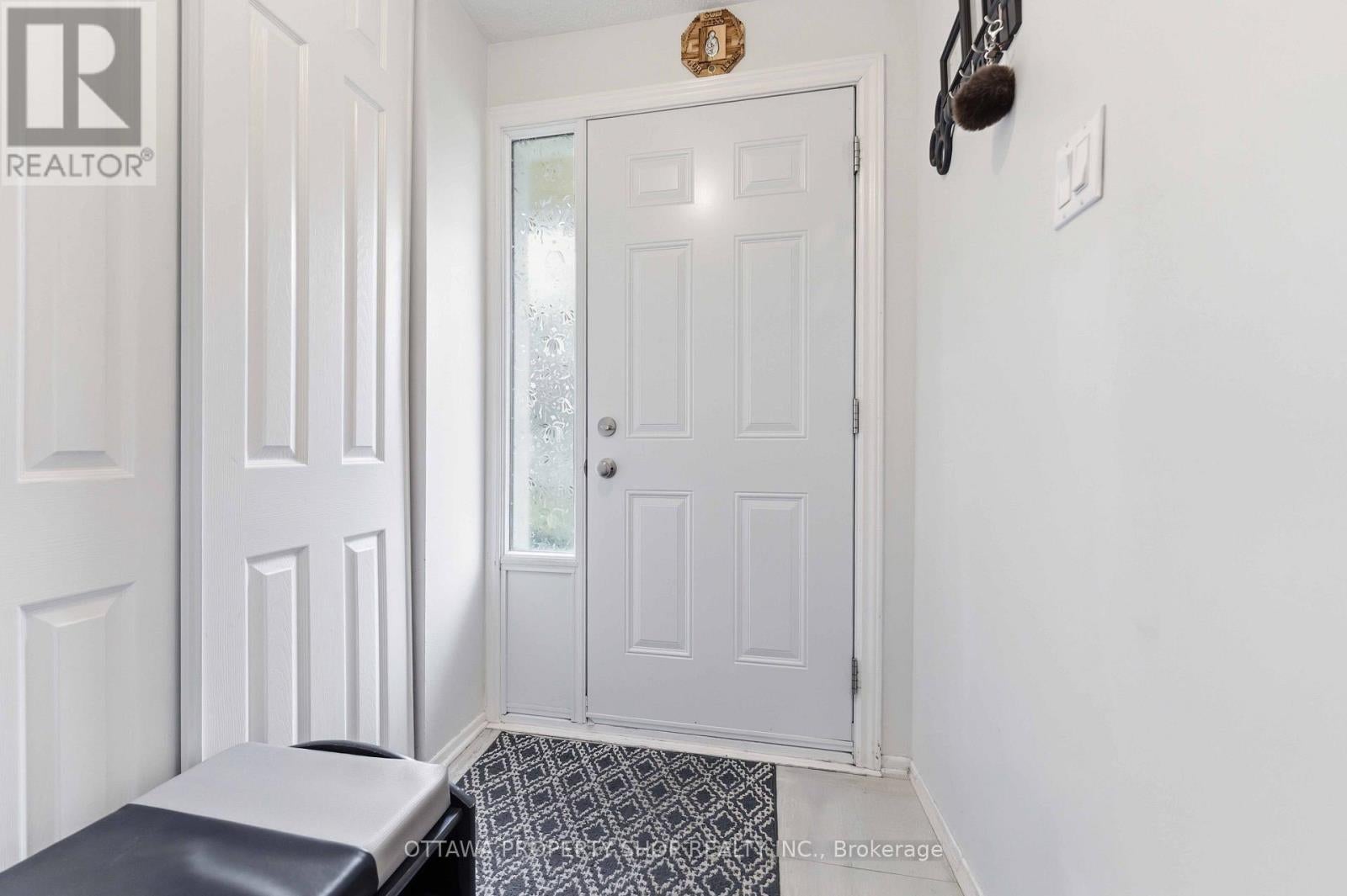 32 - 3333 MCCARTHY ROAD