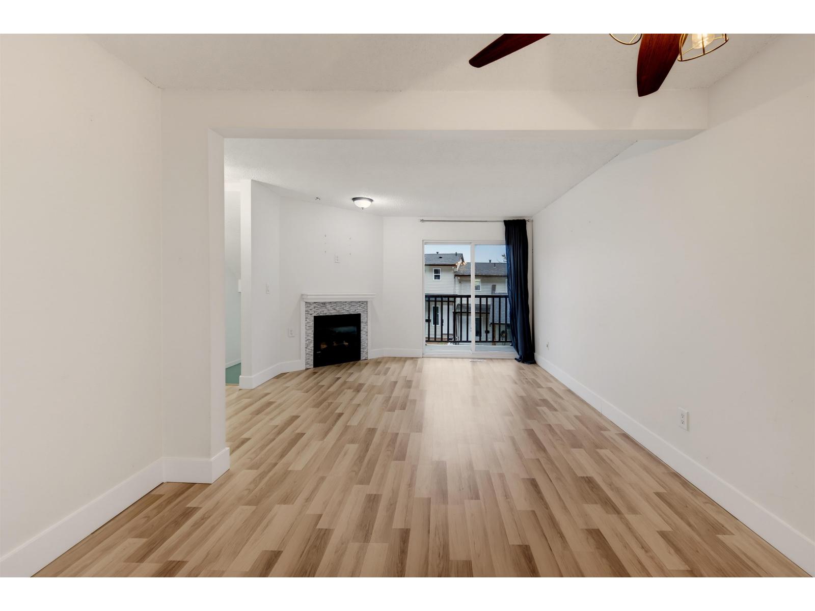 9 32705 FRASER CRESCENT