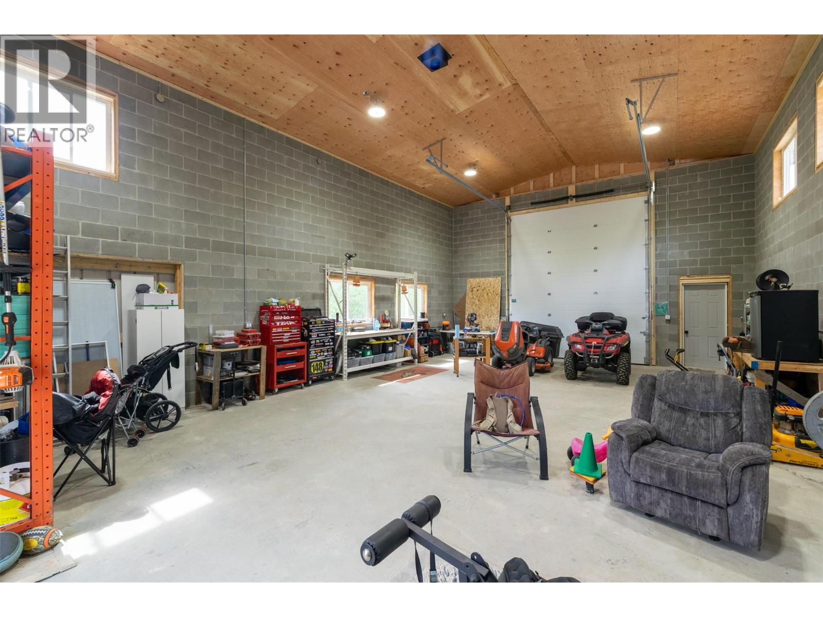 2904 Enderby Mabel Lake Road
