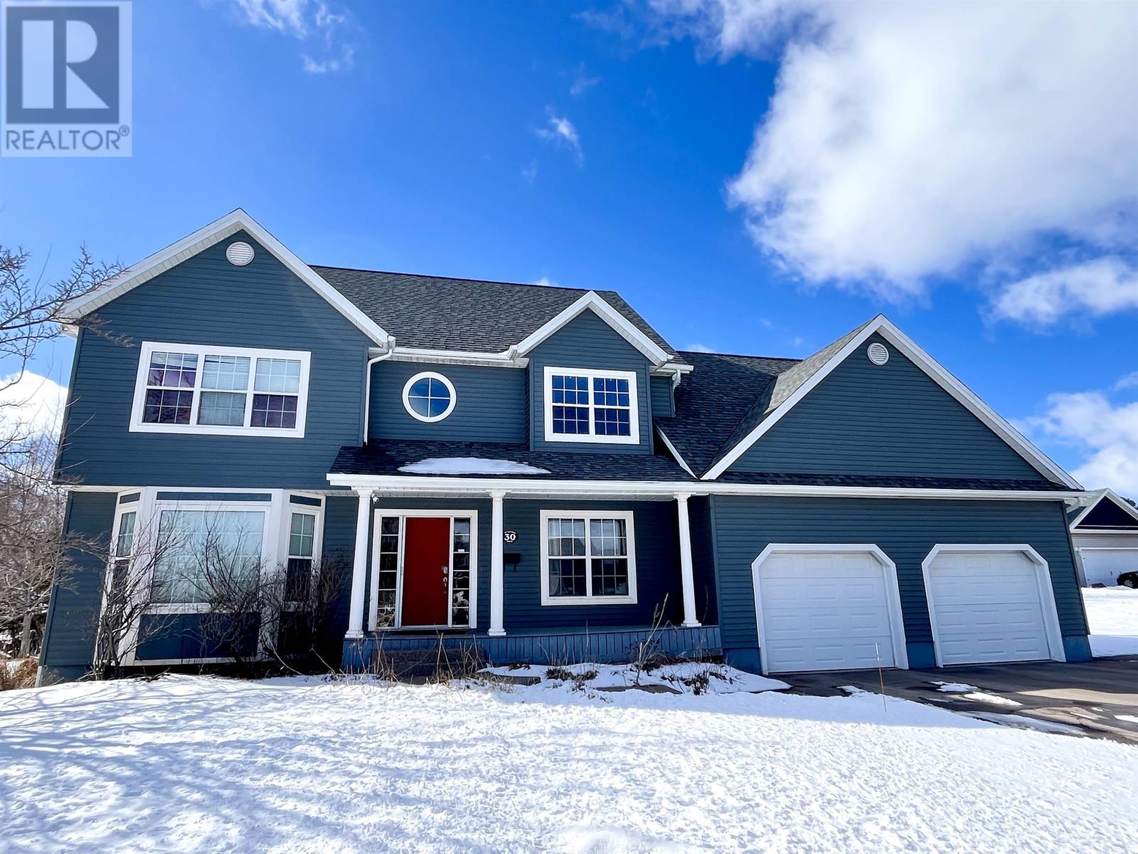 30 MACARTHUR Drive - Photo 2