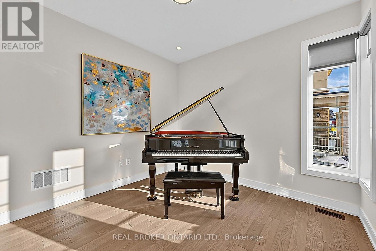 416 SEAVIEW HEIGHTS