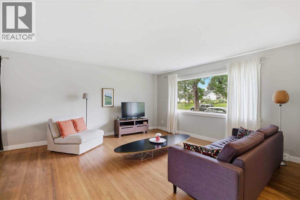 163 Flavelle Road SE