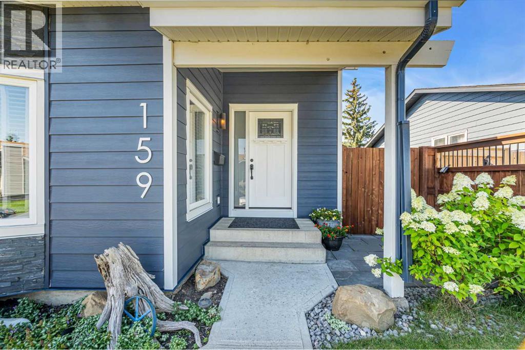 159 Bernard Way NW