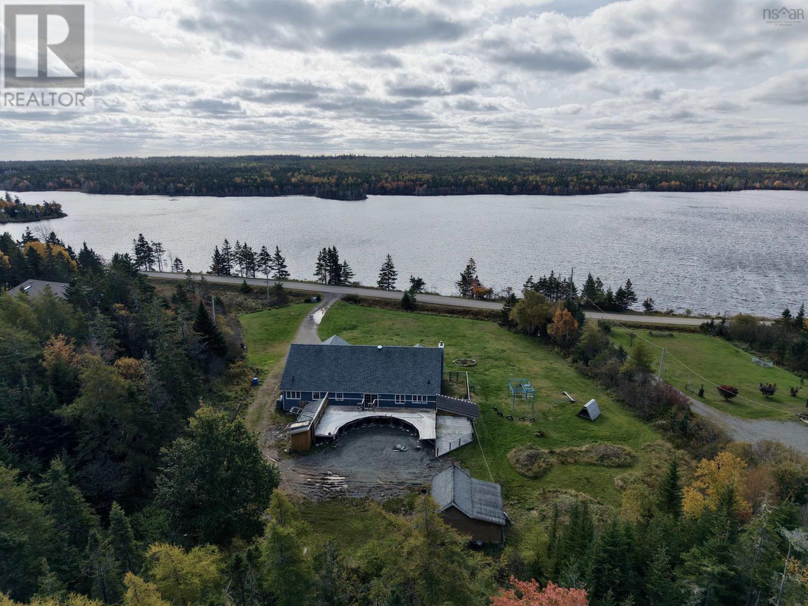 333 Lochside Rd.
