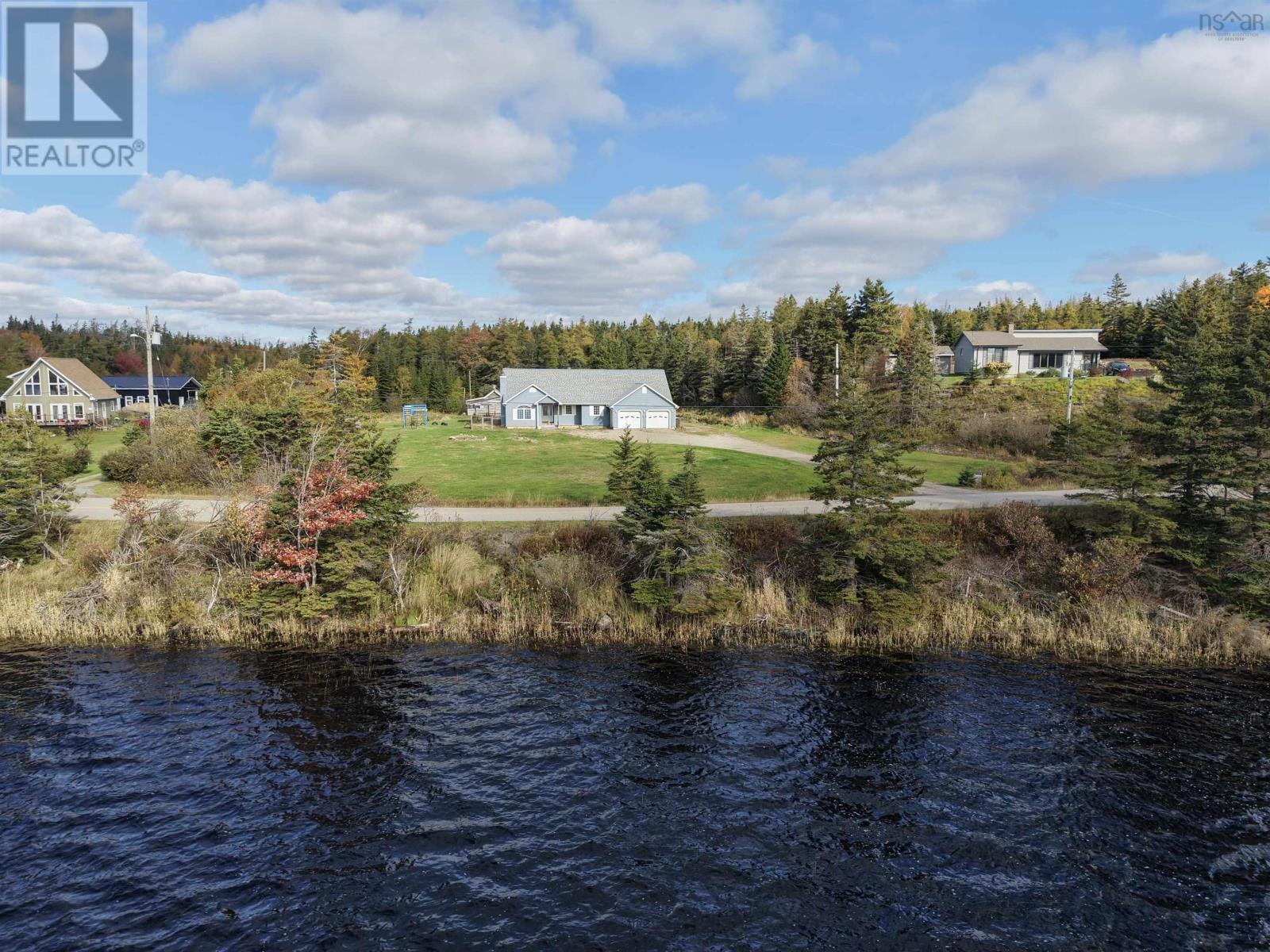 333 Lochside Rd.