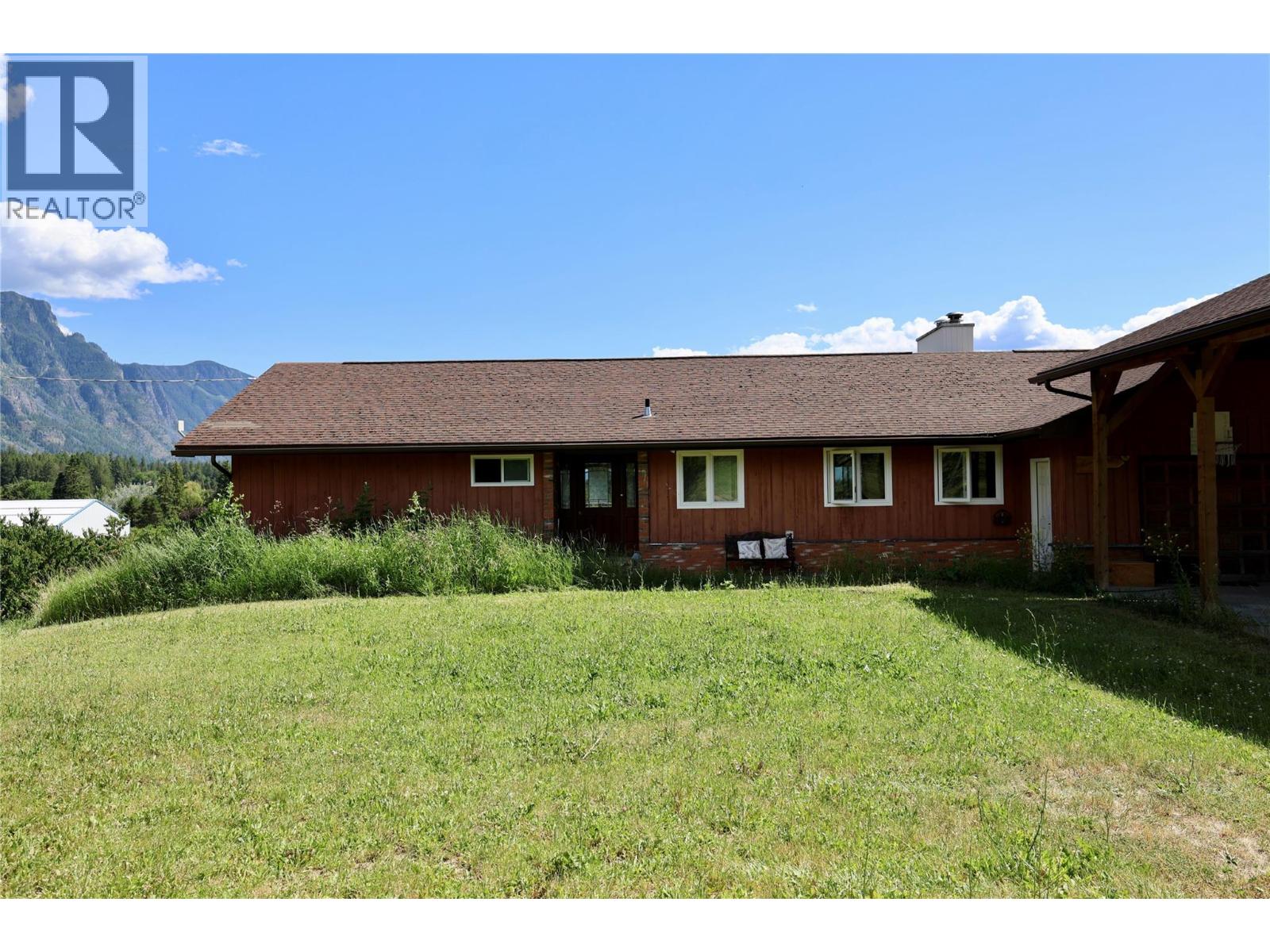 3851 Canyon-Lister Road