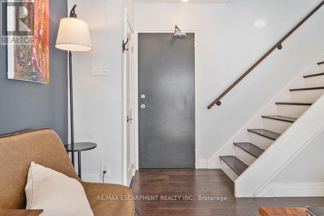 5 - 469 CLARIDGE ROAD
