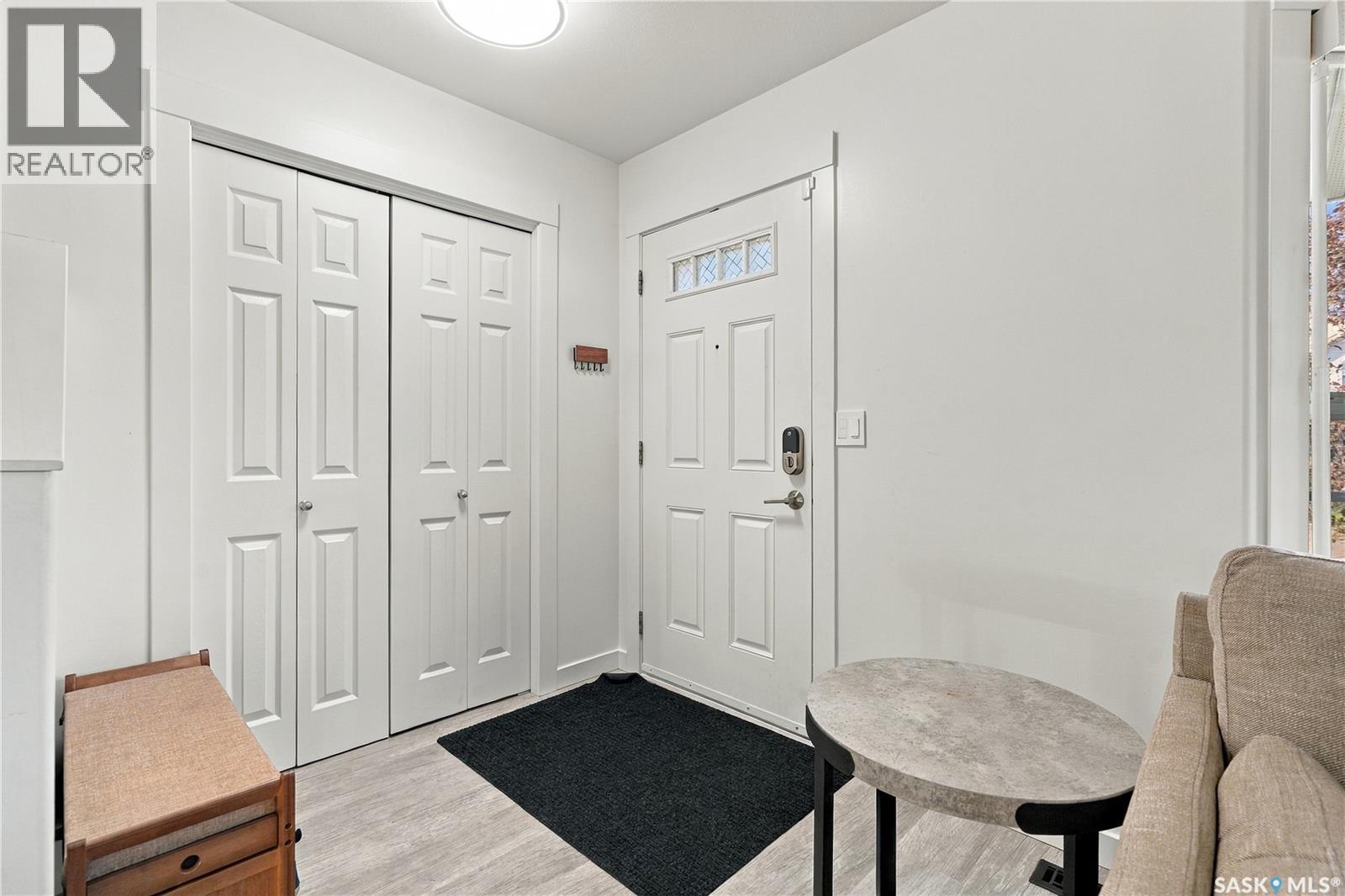 302 Gordon ROAD