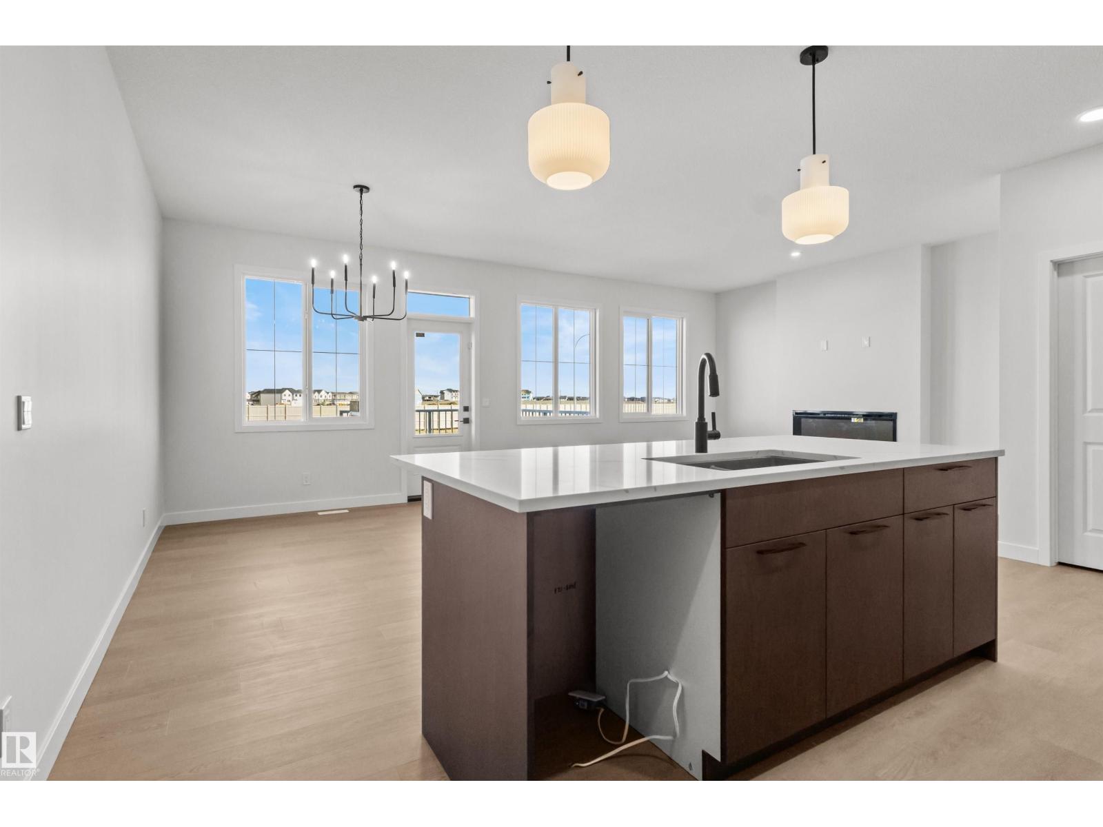 3408 126 ST SW