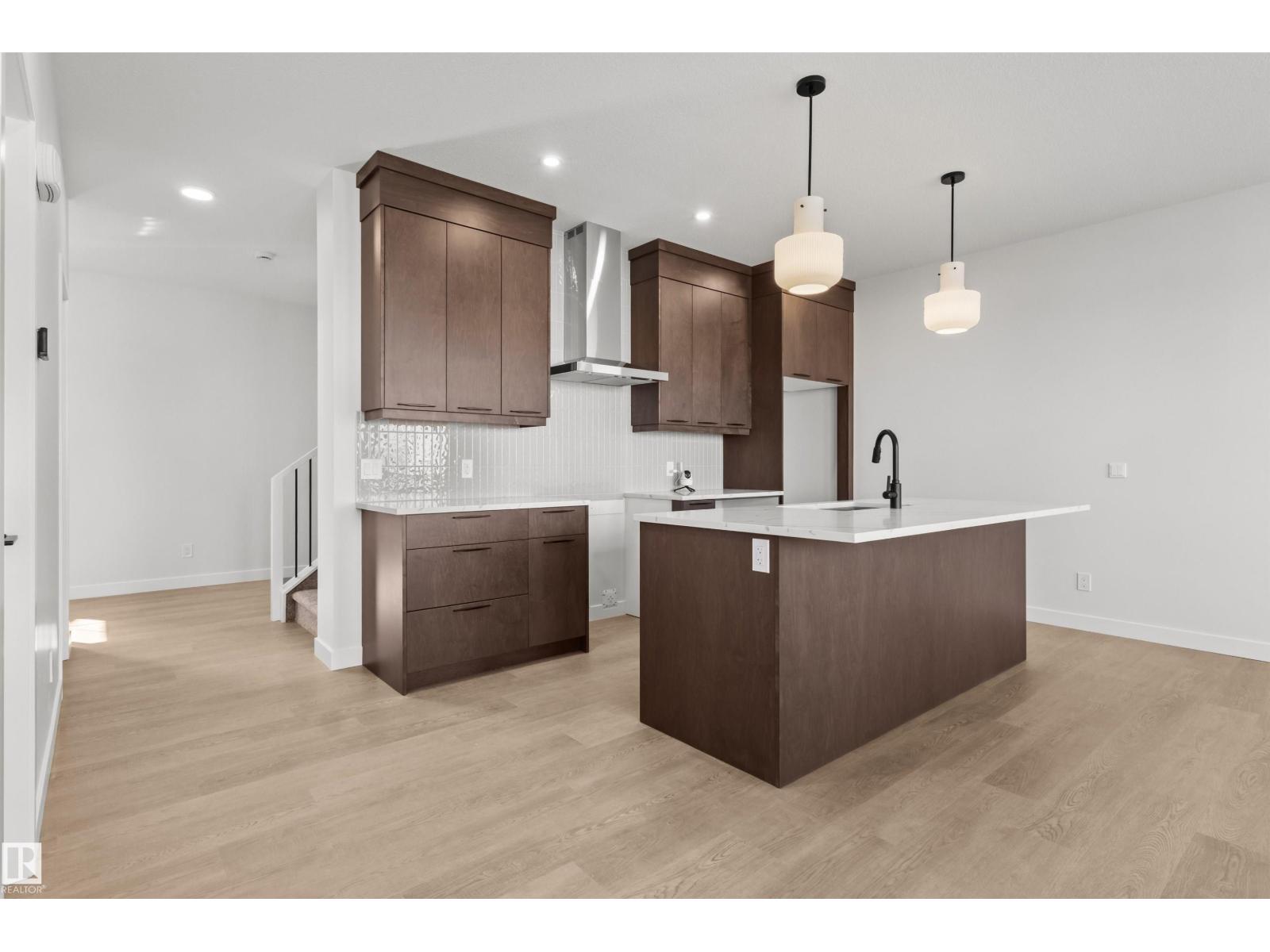 3408 126 ST SW