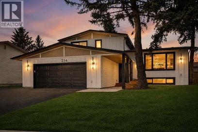 216 Oakridge Place SW Calgary AB T2V 1V2