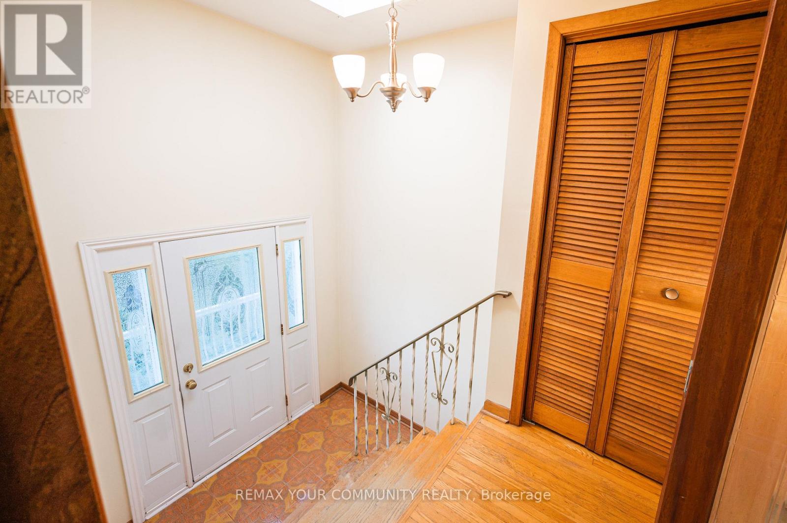 11 ANTHIA DRIVE