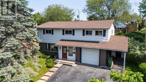22 Northcliffe Lane Clayton Park NS B3M 2Z6