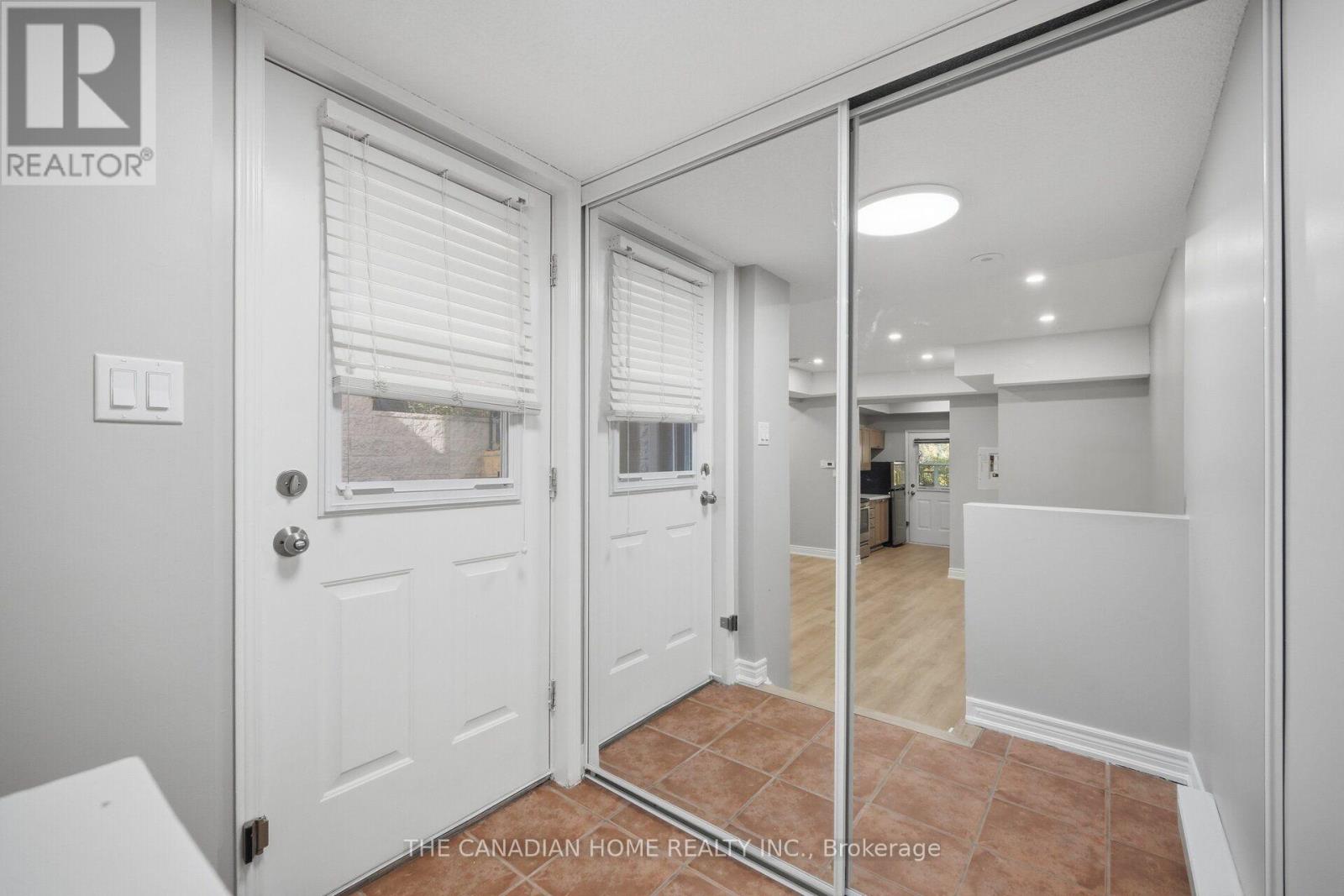 38 - 901 KENNEDY ROAD