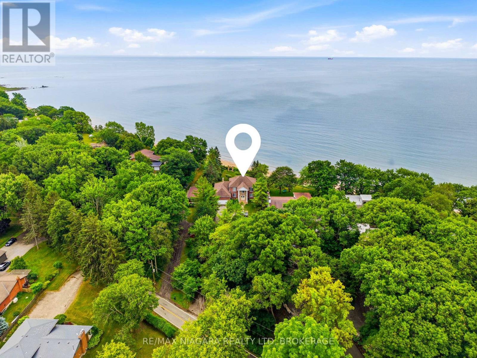 599 LAKESHORE ROAD E