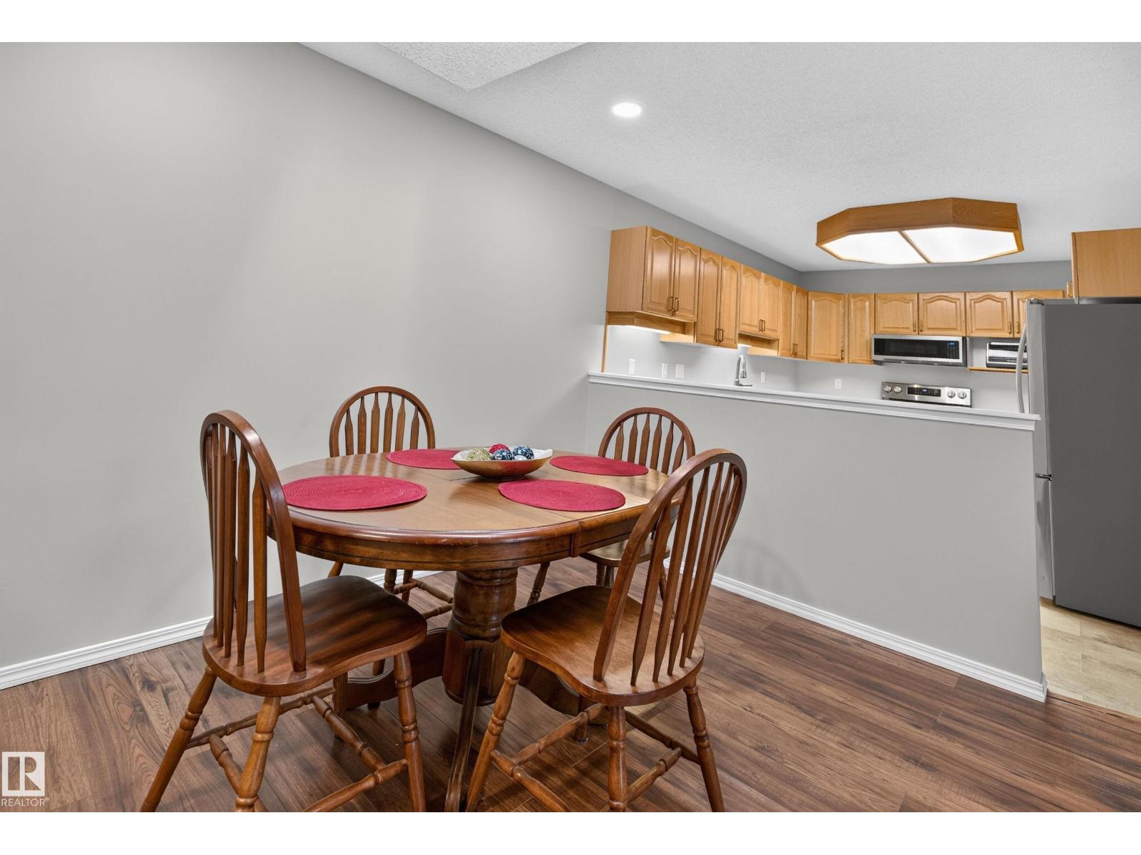 #303 45 GERVAIS RD