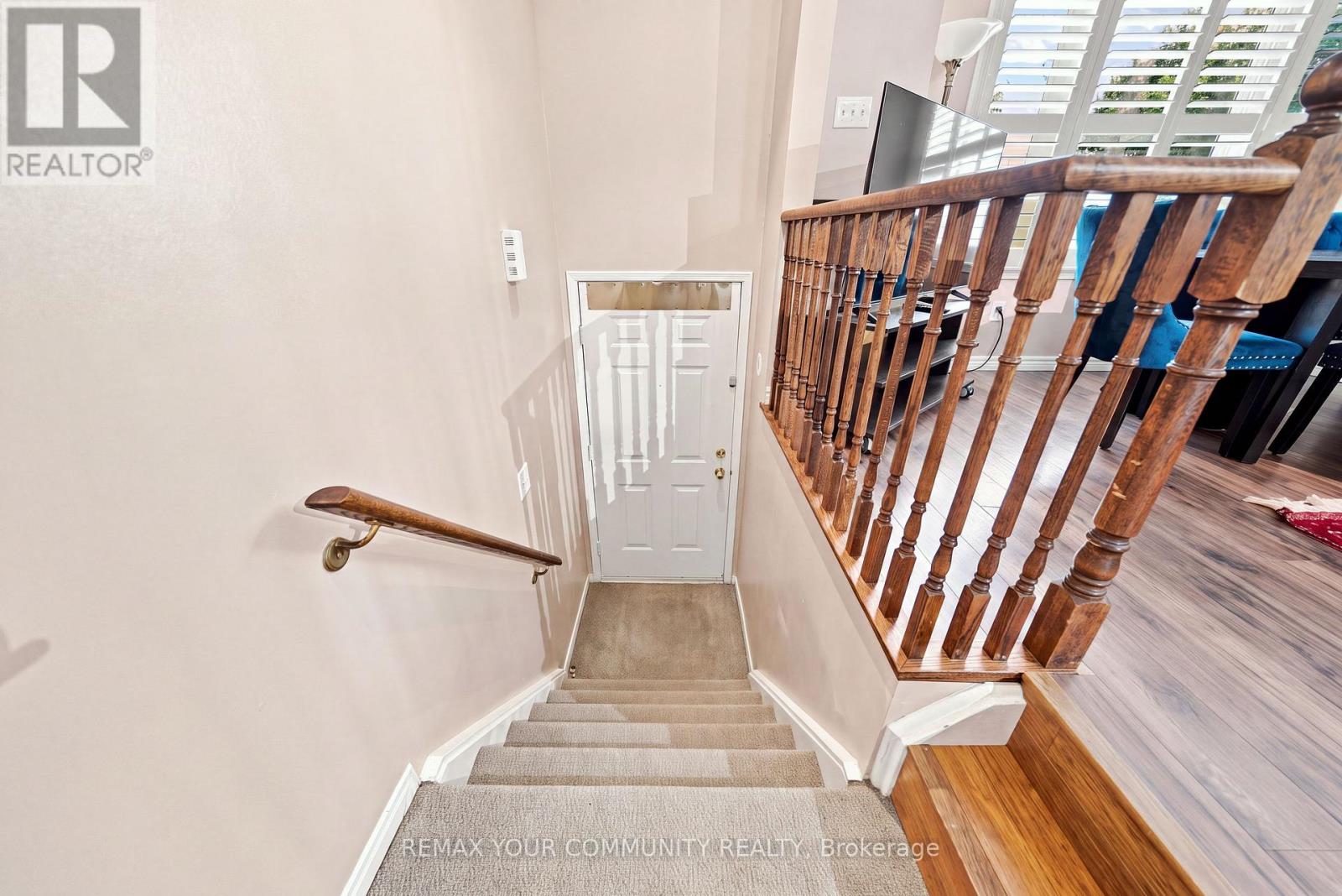261 - 4975 SOUTHAMPTON DRIVE
