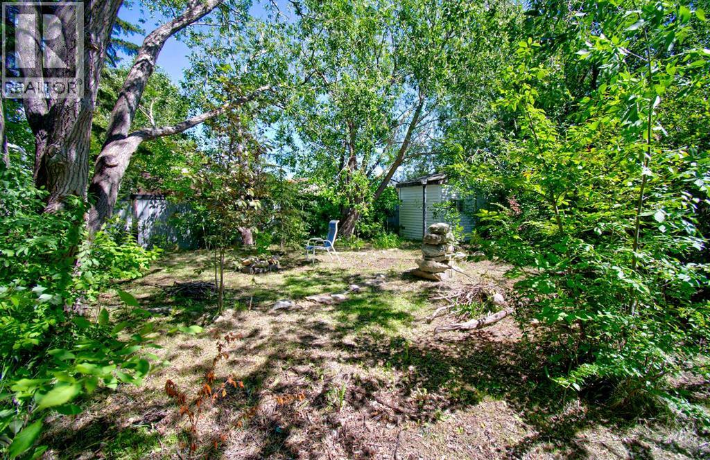 24 Spring Dale Court SE