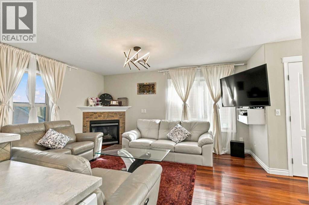 236 Paris Crescent
