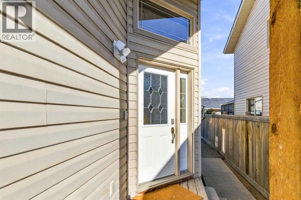 236 Paris Crescent