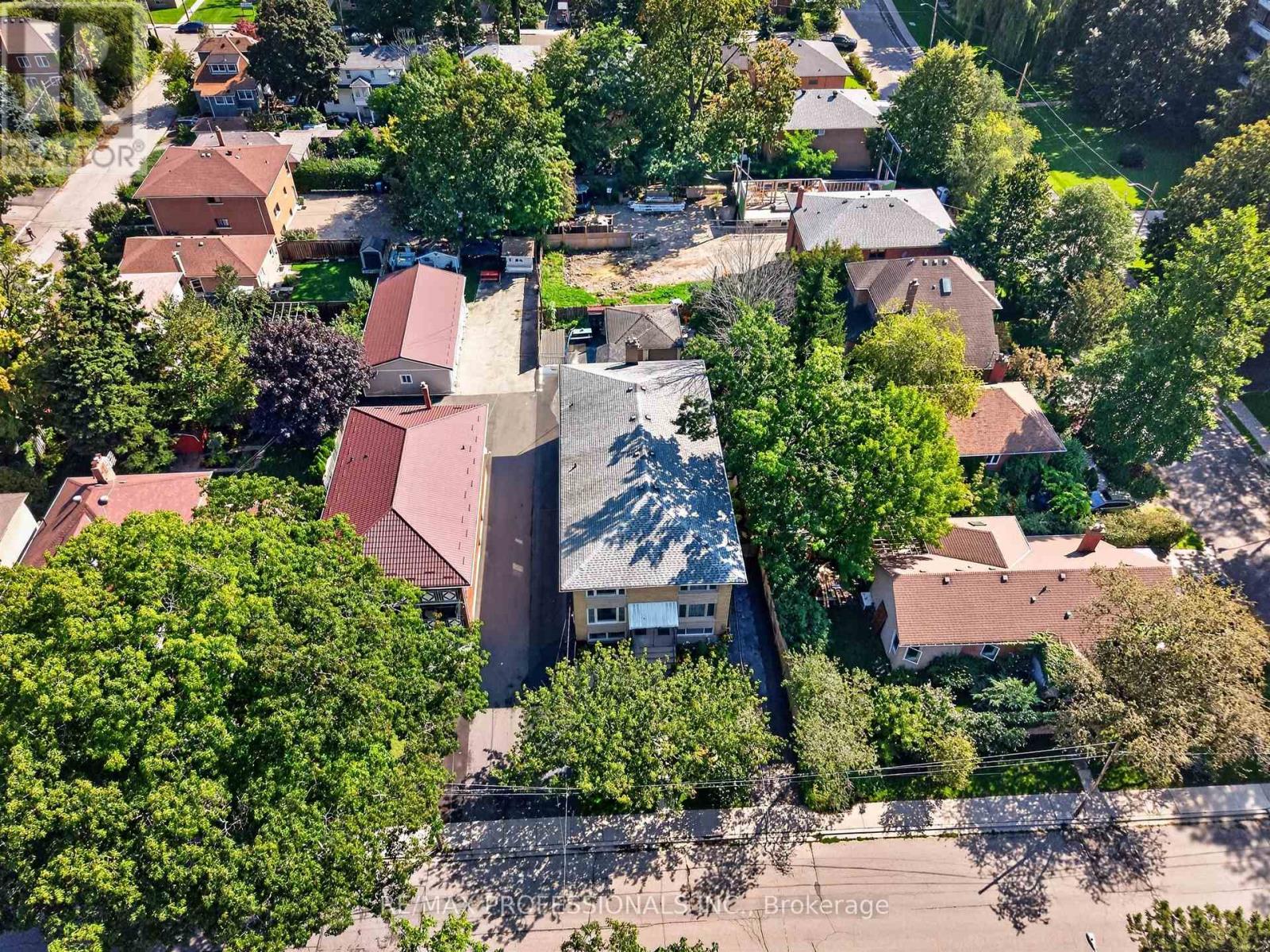 31 LONG BRANCH AVENUE