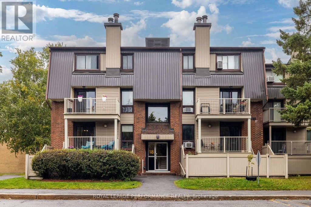 7 - 18 SWEETBRIAR CIRCLE, OTTAWA, ON K2J 2K4 - Image 2850676486.jpeg?d=l