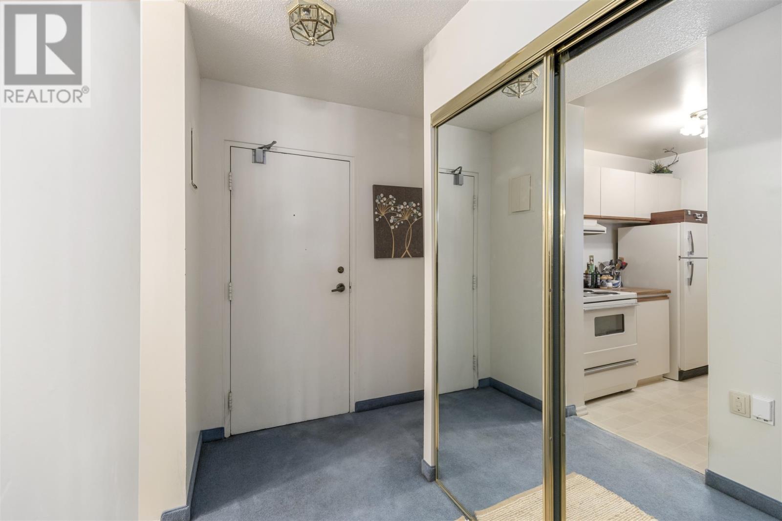 89 Pine ST # 207 - Photo 4