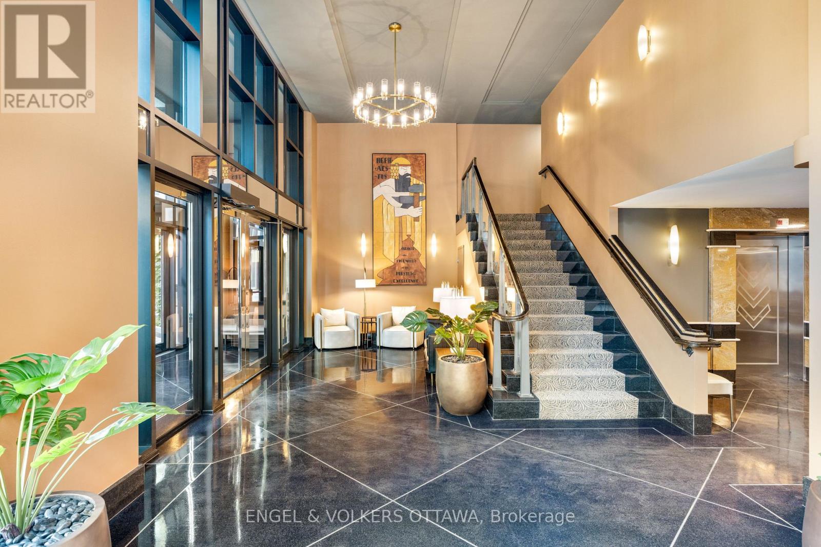 1009 - 245 KENT STREET