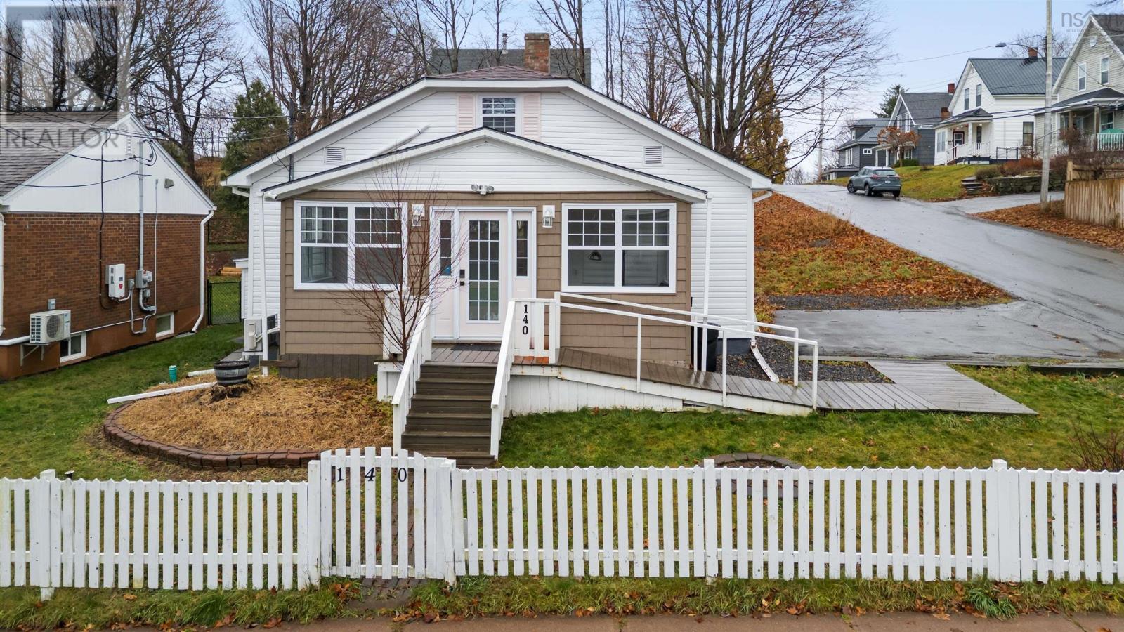 140 Maple Avenue
