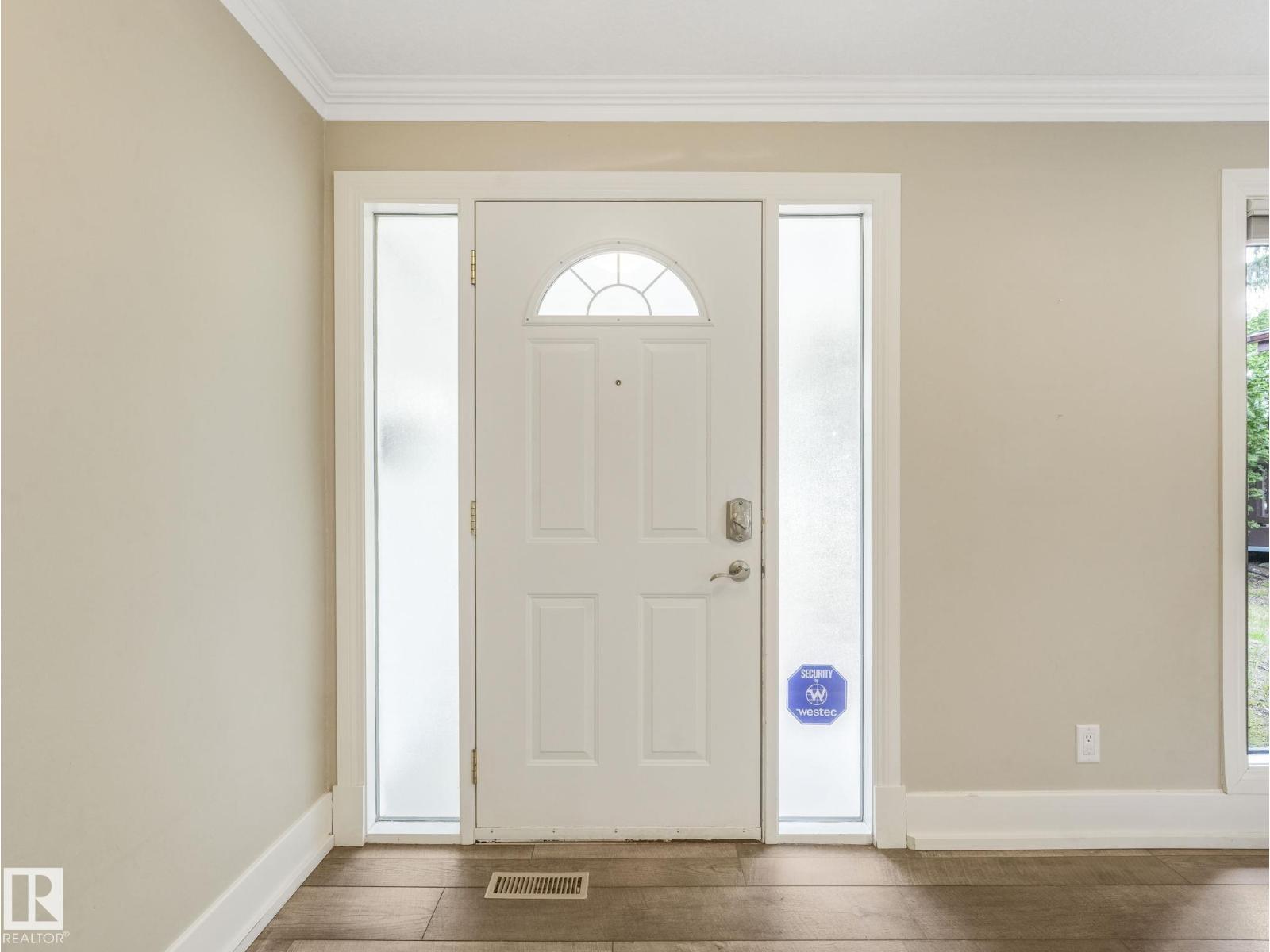 5708 144 ST NW