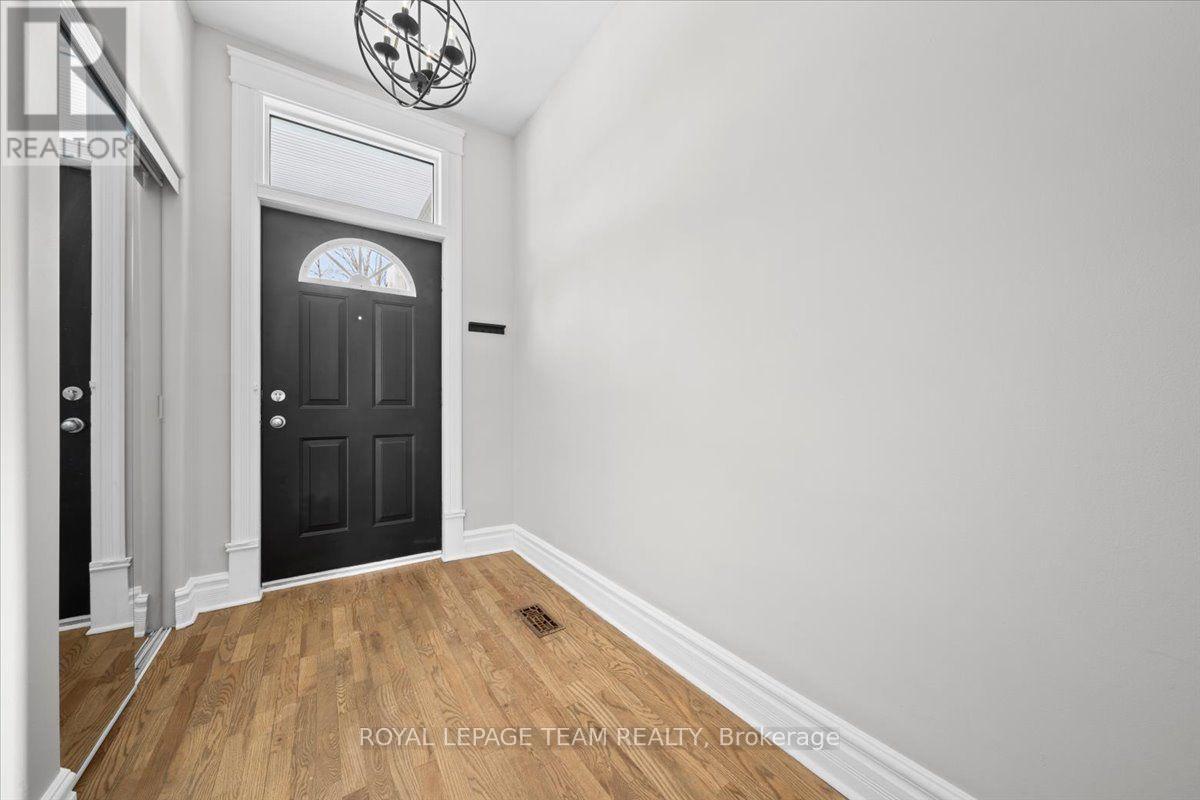 136 ELM STREET