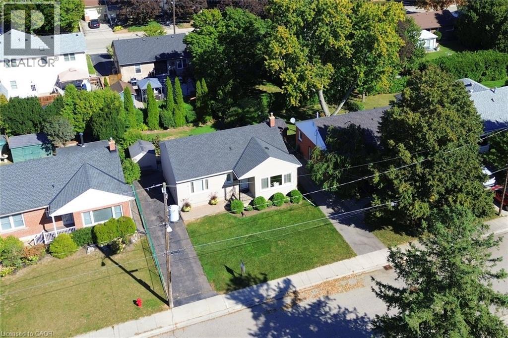 31 KEMP Drive