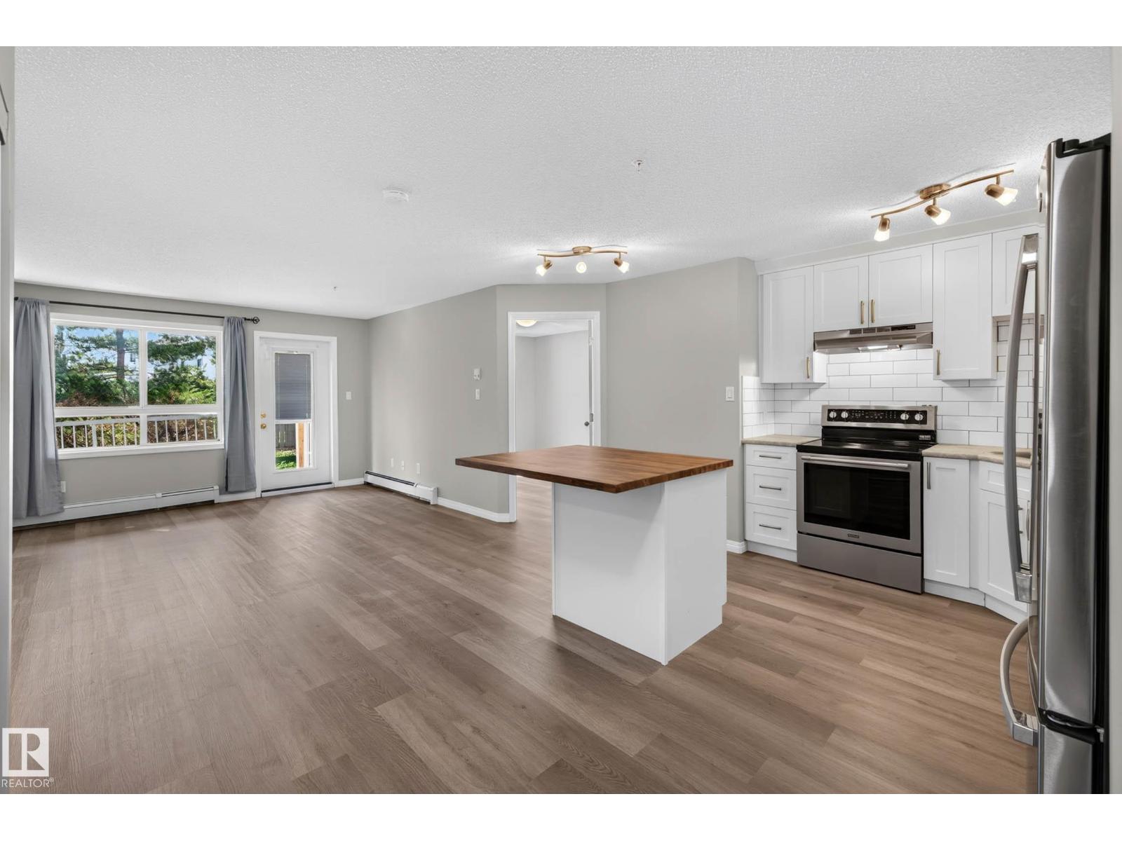 #120 5340 199 ST NW