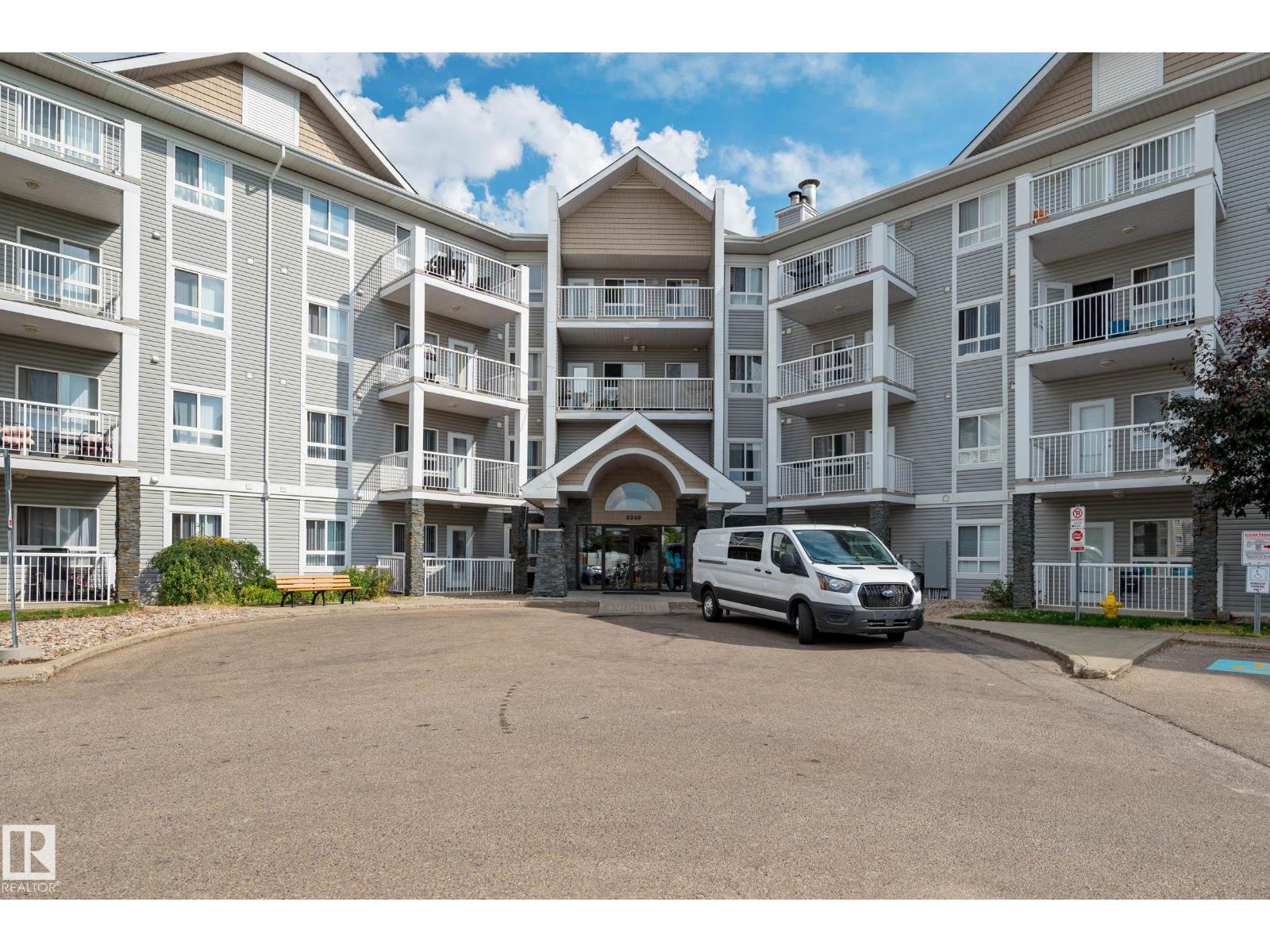 #120 5340 199 ST NW