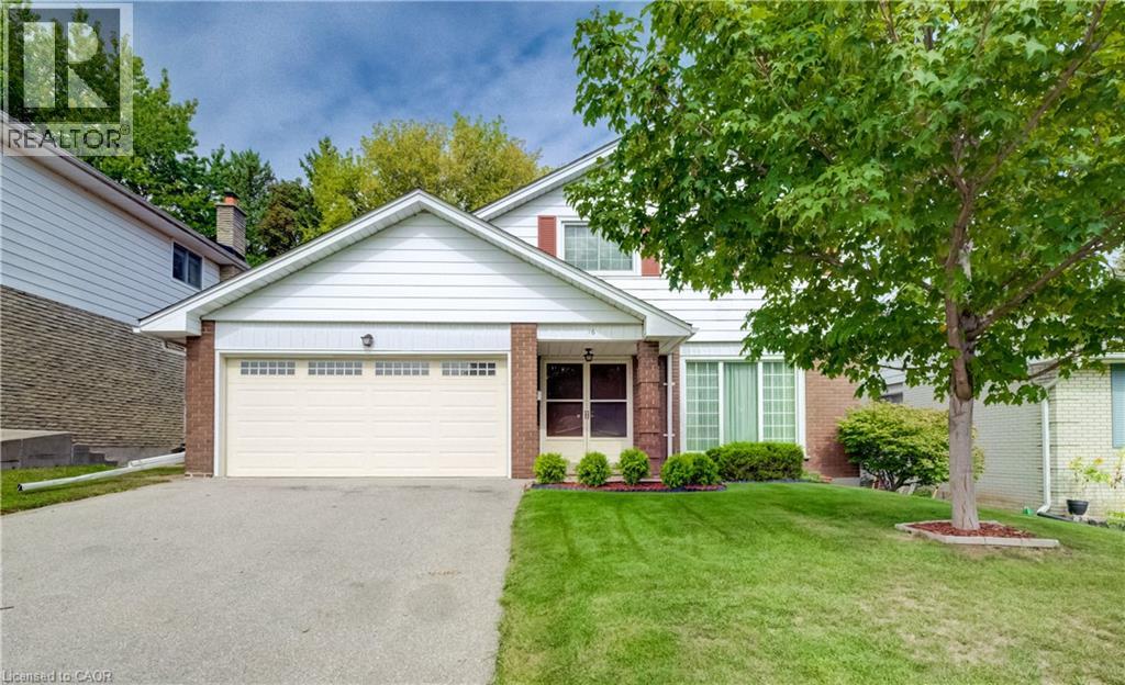 16 BONNYLYN Drive