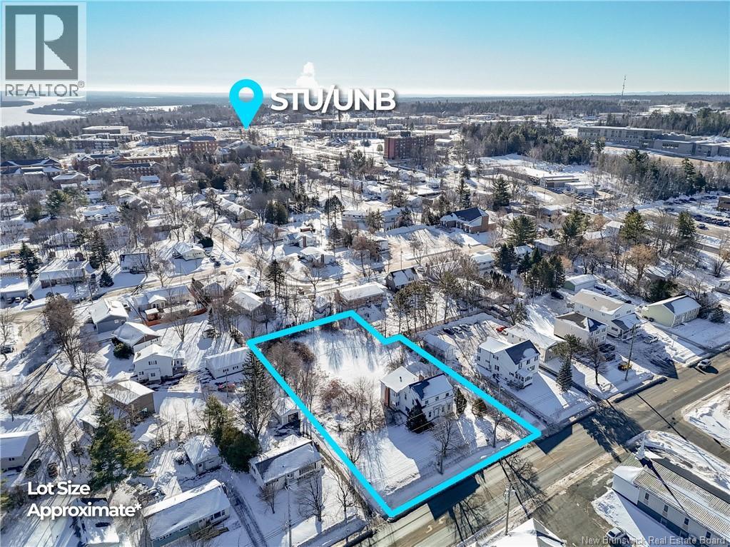838 Regent Street - Photo 2