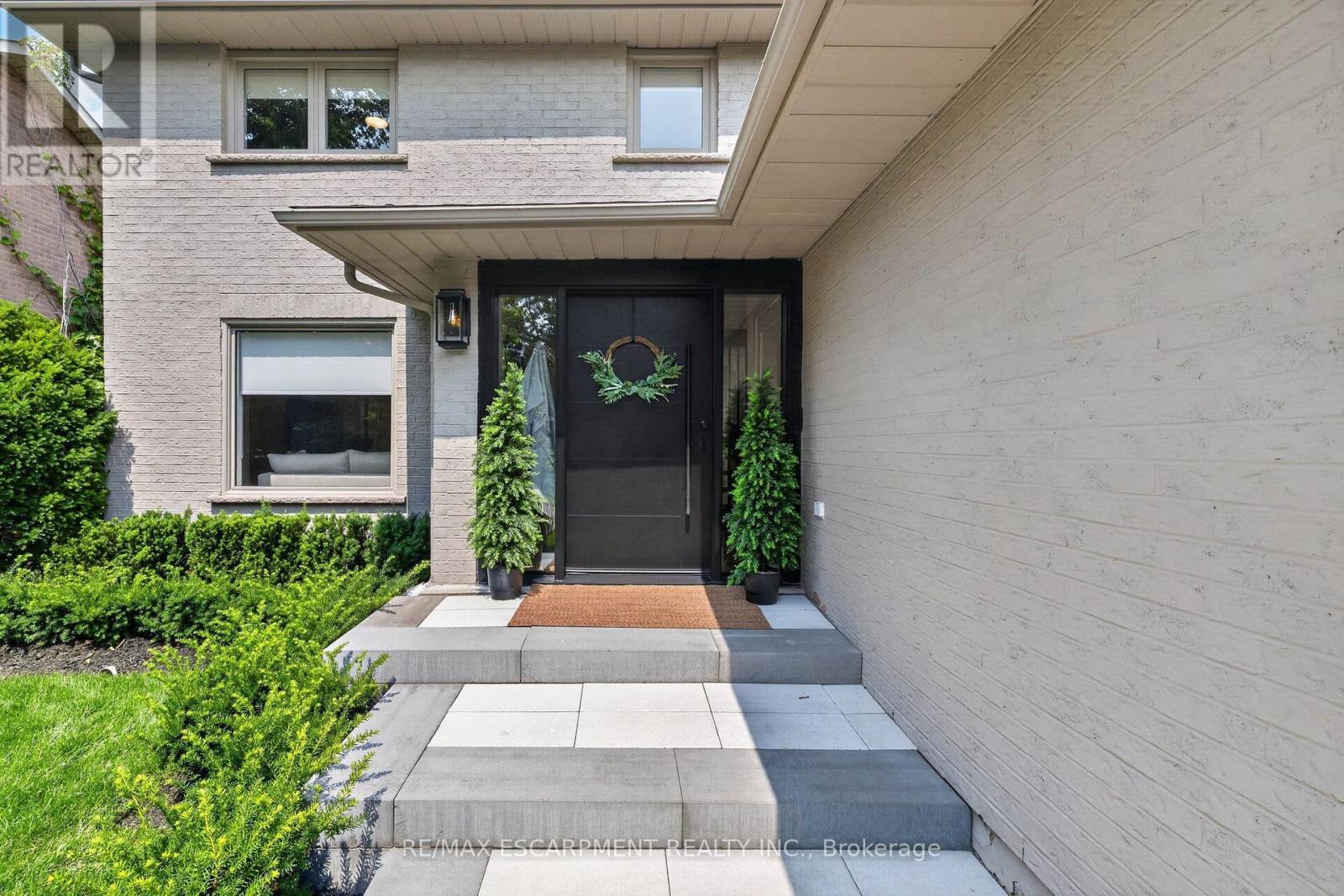 429 CLAREMONT CRESCENT