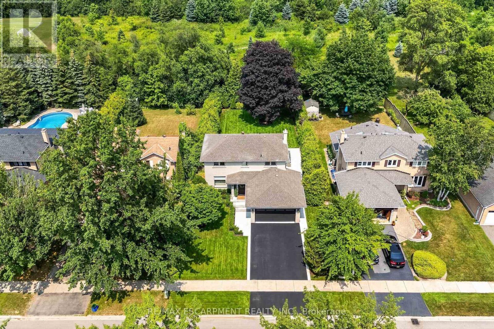 429 CLAREMONT CRESCENT
