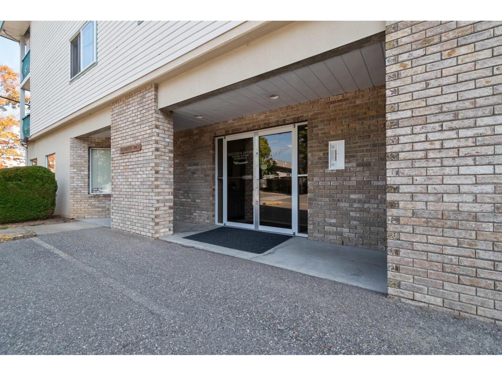 302 9006 EDWARD STREET, Chilliwack Proper West
