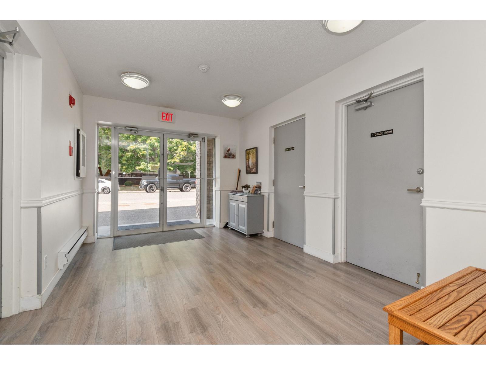 302 9006 EDWARD STREET, Chilliwack Proper West