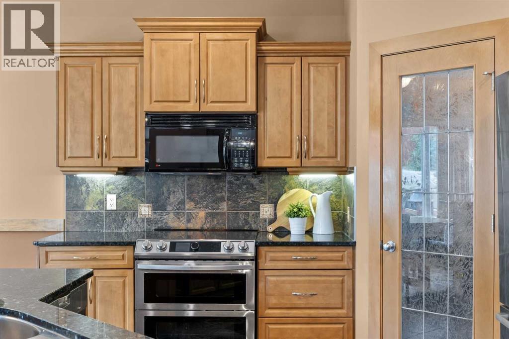 139 Tuscany Ridge Close NW