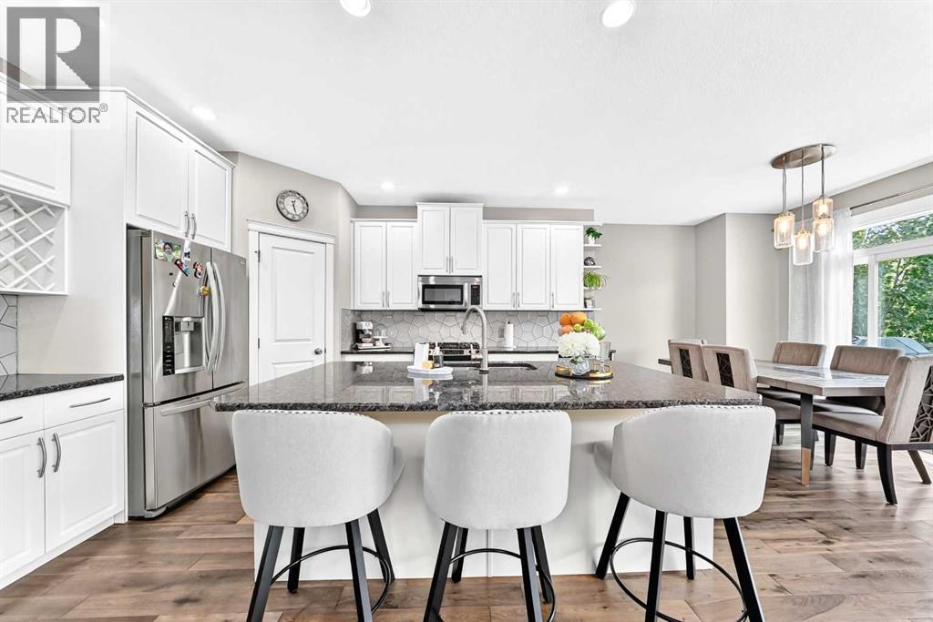 23 Everoak Bay SW