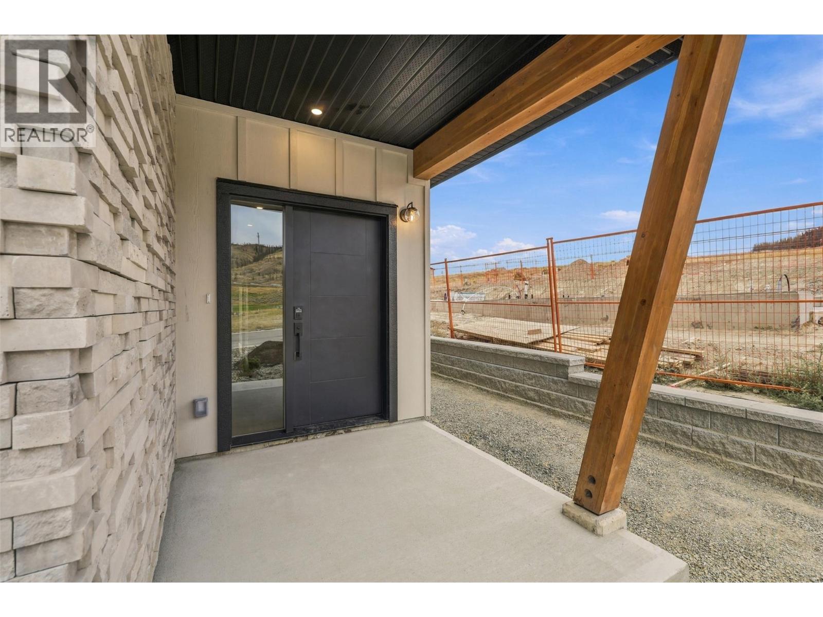 38 RUE CHEVAL NOIR Unit# 411