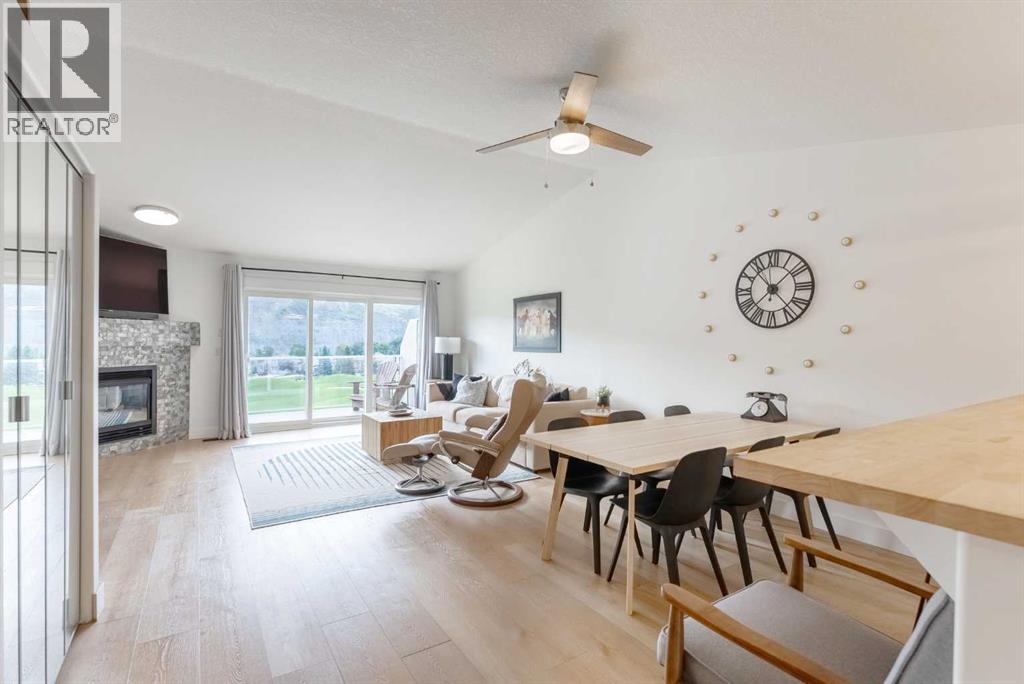 A, 414 Canyon Boulevard W