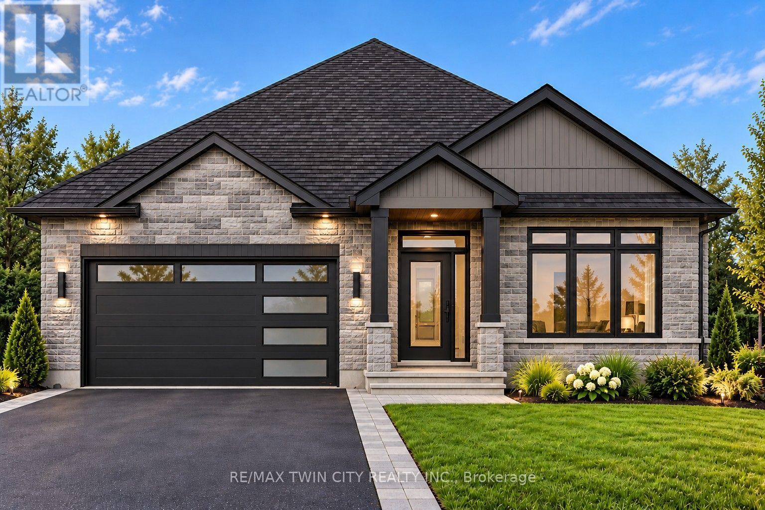 24 TUPELO CRESCENT