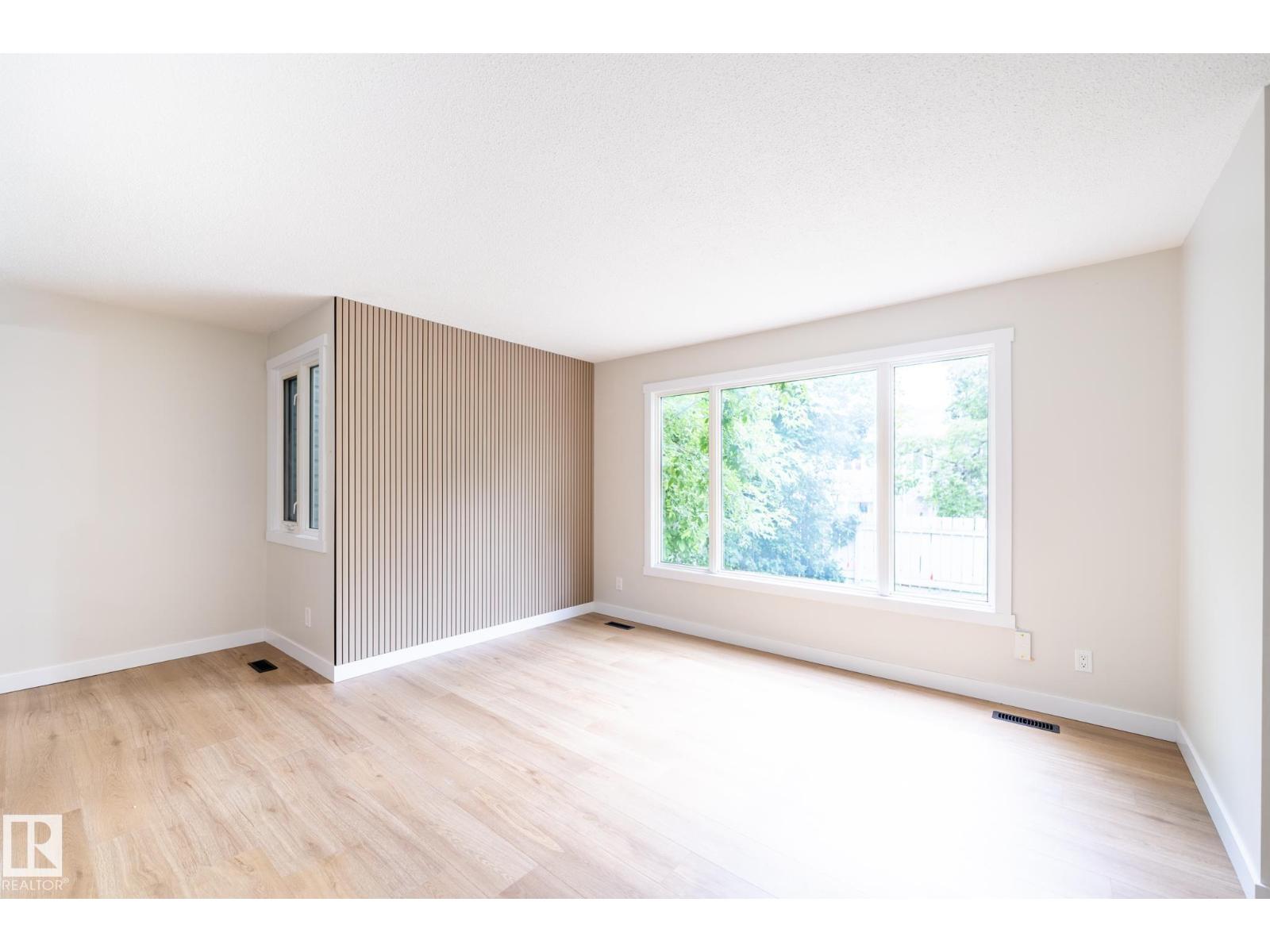 14 AMBERLY CO NW