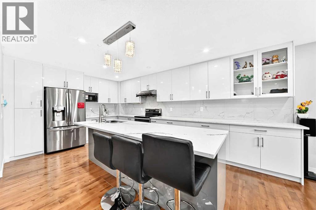 22 Hidden Creek Drive NW