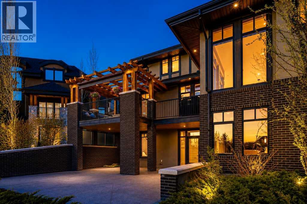 16 Spring Valley Way SW