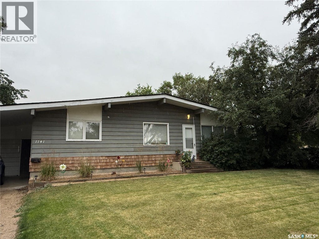 1141 HARTNEY AVENUE, WEYBURN, SK S4H 0L9 - Image 763067768.jpeg?d=l