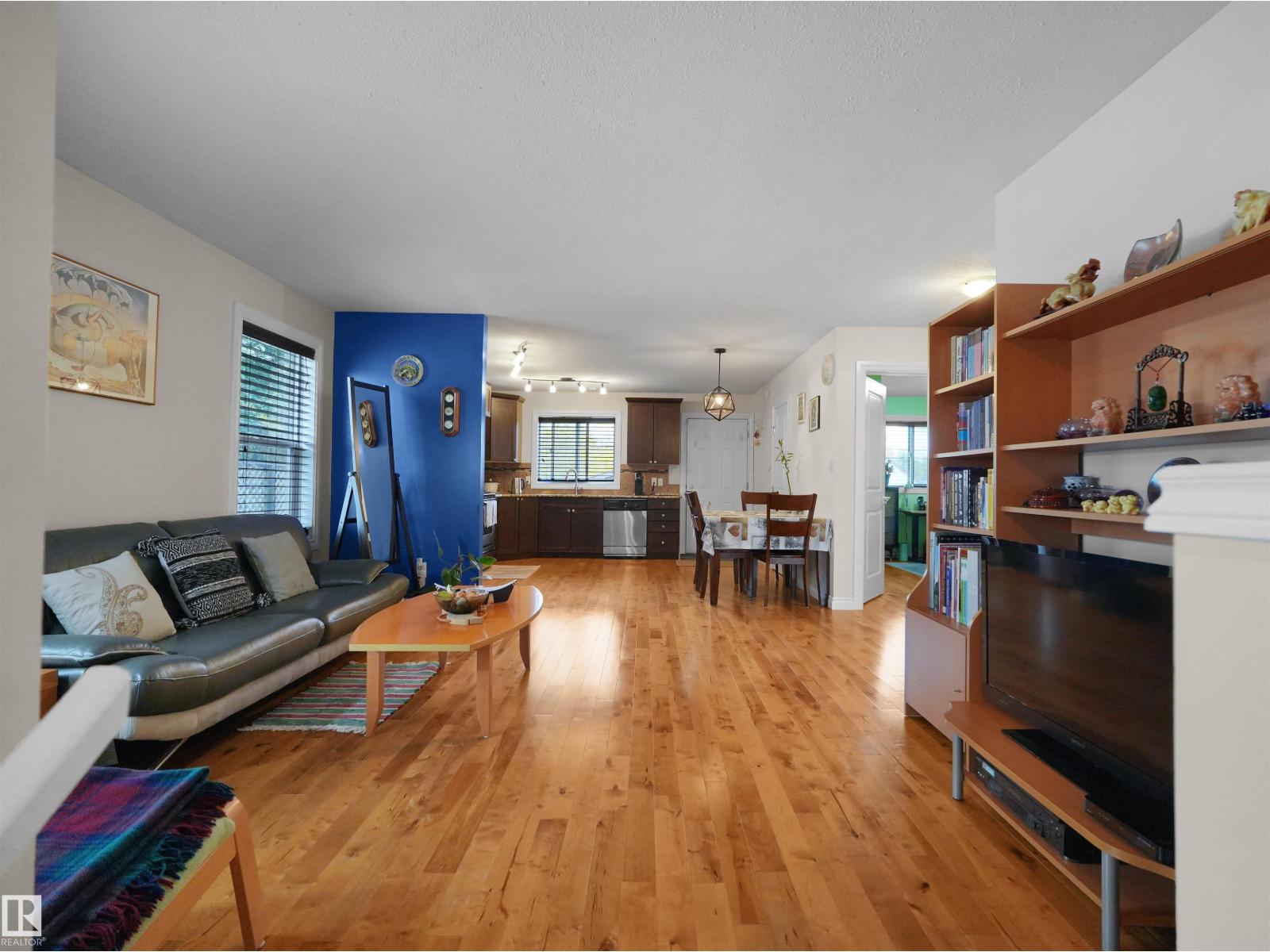 11841 94 ST NW